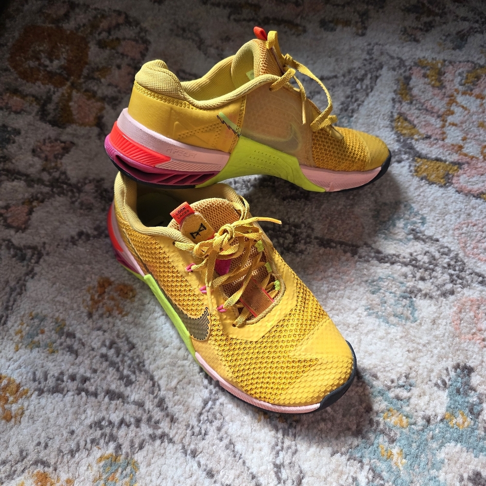 Nike Women's Metcon Athletic Shoes